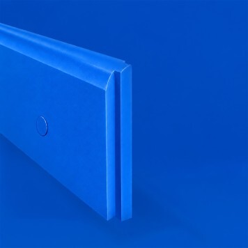 Plinthe en Polyéthylène bleue tranche