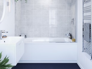 salle de bain avec plaques pvc gravées