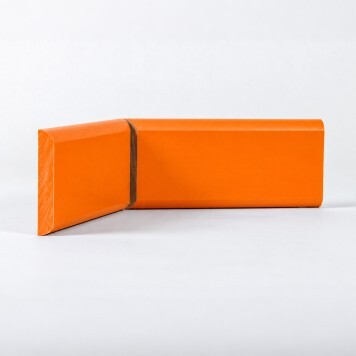 Angle interne pour lisse de protection murale Polyéthylène orange tranche