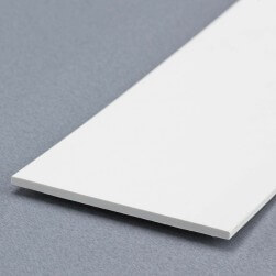 Plat PVC Blanc 80 mm X 2 mm - longueur 3 m