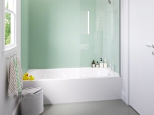 douche plaque imitation marbre