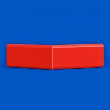 Angle externe pour lisse de protection murale PEHD rouge face