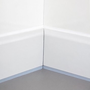 Angle interne pour plinthe Polyéthylène blanche ep 15 mm monté a
