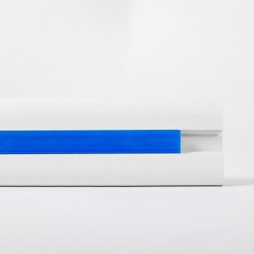 cache vis pvc bleu avec cache vis
