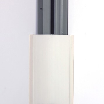 Anglerond-bidureté-blanc-catalogue-PVC monté sur un angle 1