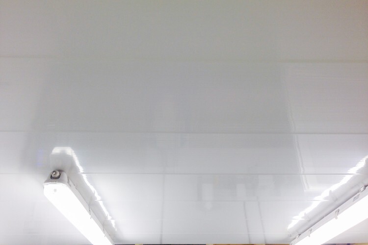 lambris alvéolaire plafond boucherie