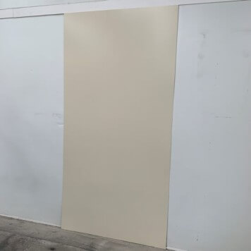Plaque PVC creme 2.5 mm satinee pour renover vos murs