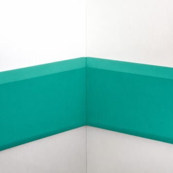 Angle interne pour lisse de protection murale Polyéthylène verte monté a