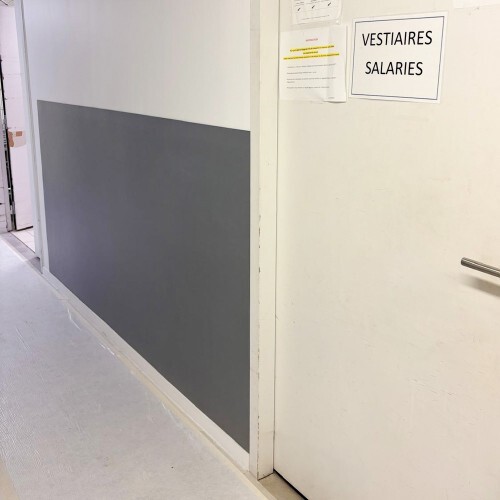 Pose de plaques grises pvc
