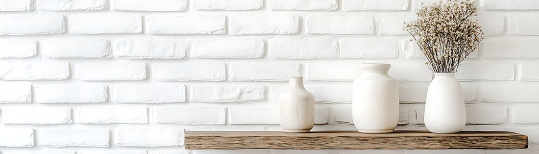 mur en brique blanche