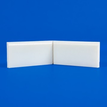 Angle interne pour plinthe Polyéthylène blanche face a
