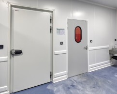 porte pour chambre froide négative en application