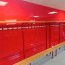 plaques PVC rouges 3 mm rénovation de vestiaire
