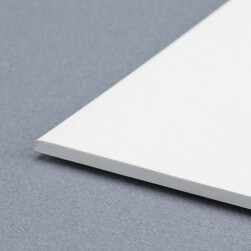 Plat PVC Blanc (proche RAL 9003) 100 mm X 2 mm - longueur 3 m