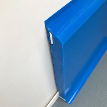 Plinthe à joints souples Polyéthylène bleue
