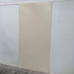 Plaque PVC crème 2.5 mm satinée pour rénover vos murs