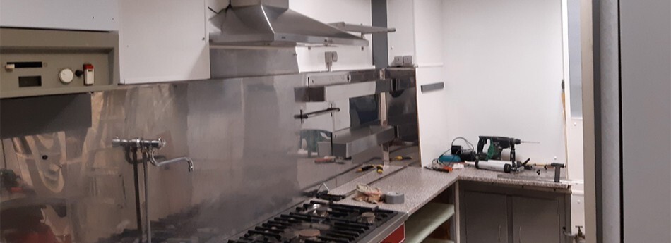 petite cuisine professionnelle rénovée